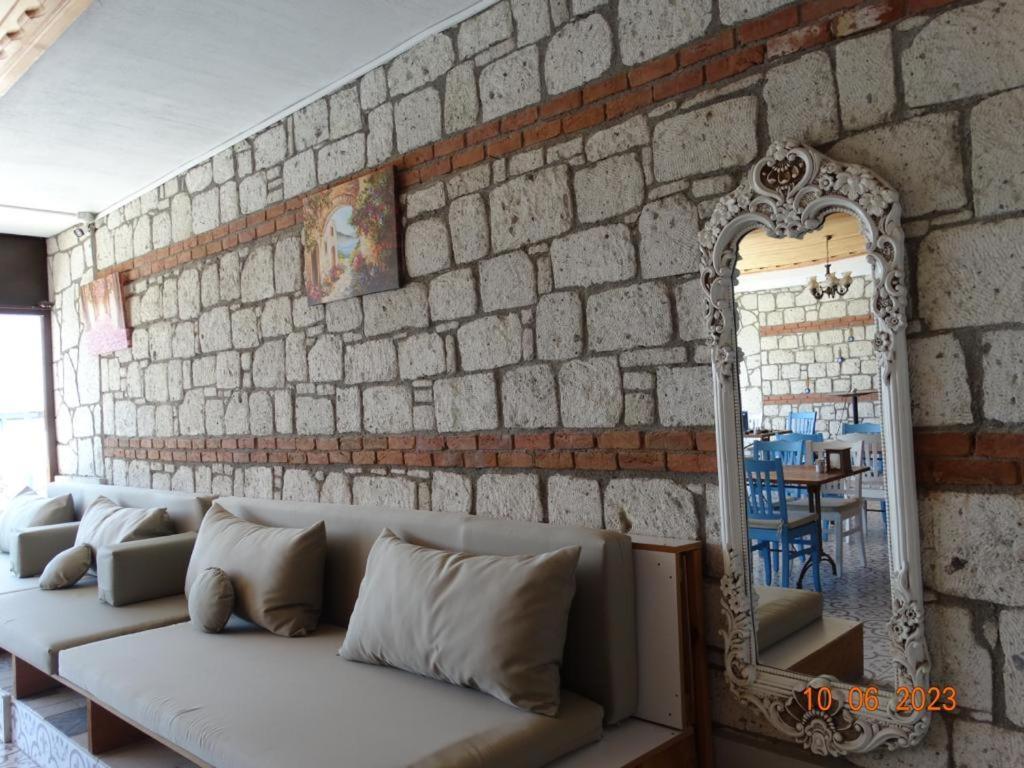 Surya Butik Hotel Alaçatı Esterno foto